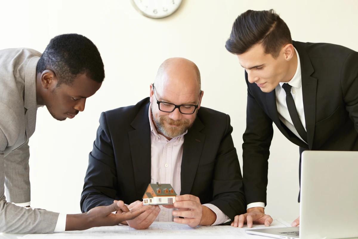 Faire estimer sa maison par un notaire : le guide ultime pour une évaluation précise et sécurisée